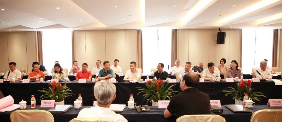 庆祝建党百年华诞 商会组织企业家走进Ag庄闲开展参观座谈等活动(图4)