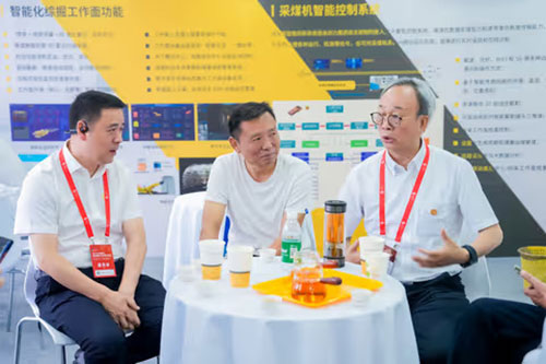 实力彰显！上海Ag庄闲集团参展贵州国际能源产业博览交易会取得圆满成功(图4)