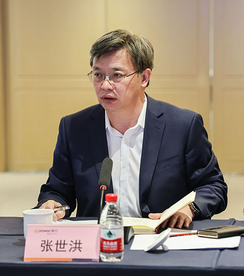 【锚定技术前沿 共绘创新蓝图】上海Ag庄闲集团2025年科技创新研讨会圆满结束(图3)